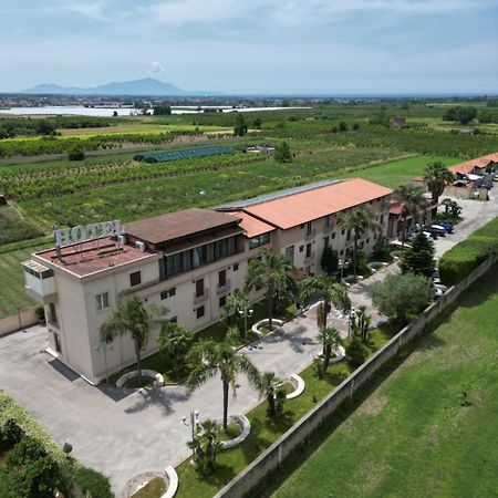 Hotel Tempio Lago Patria Esterno foto